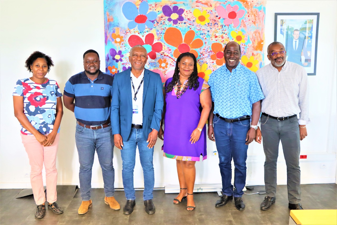Signature de convention Ateliers vacances – Sentier du Littoral