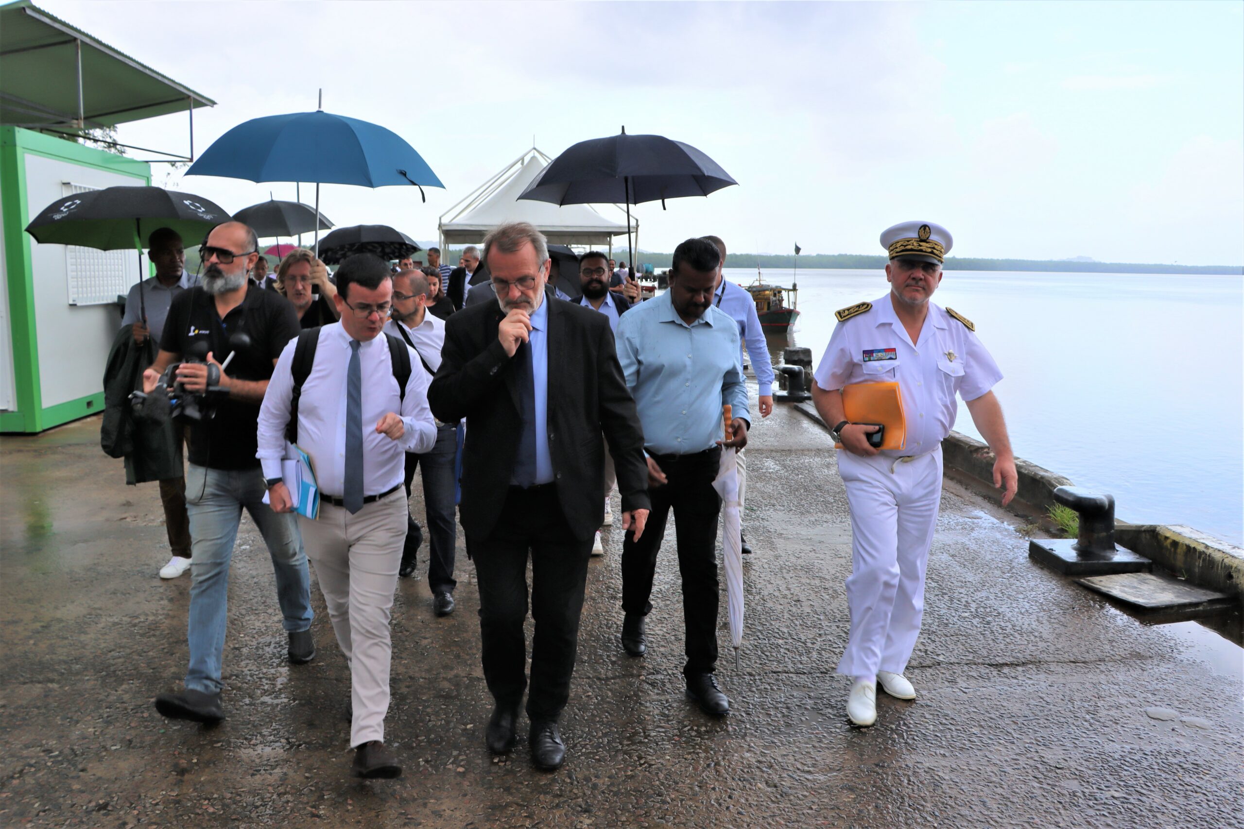 Le Ministre des Outre-Mer au Port du Larivot